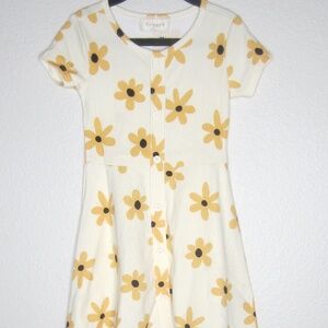 Btween girls dress with yellow flowers - Size 5T